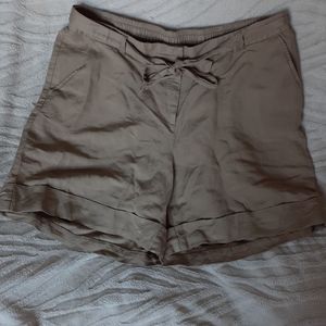 Layne Bryant shorts sz 14/16